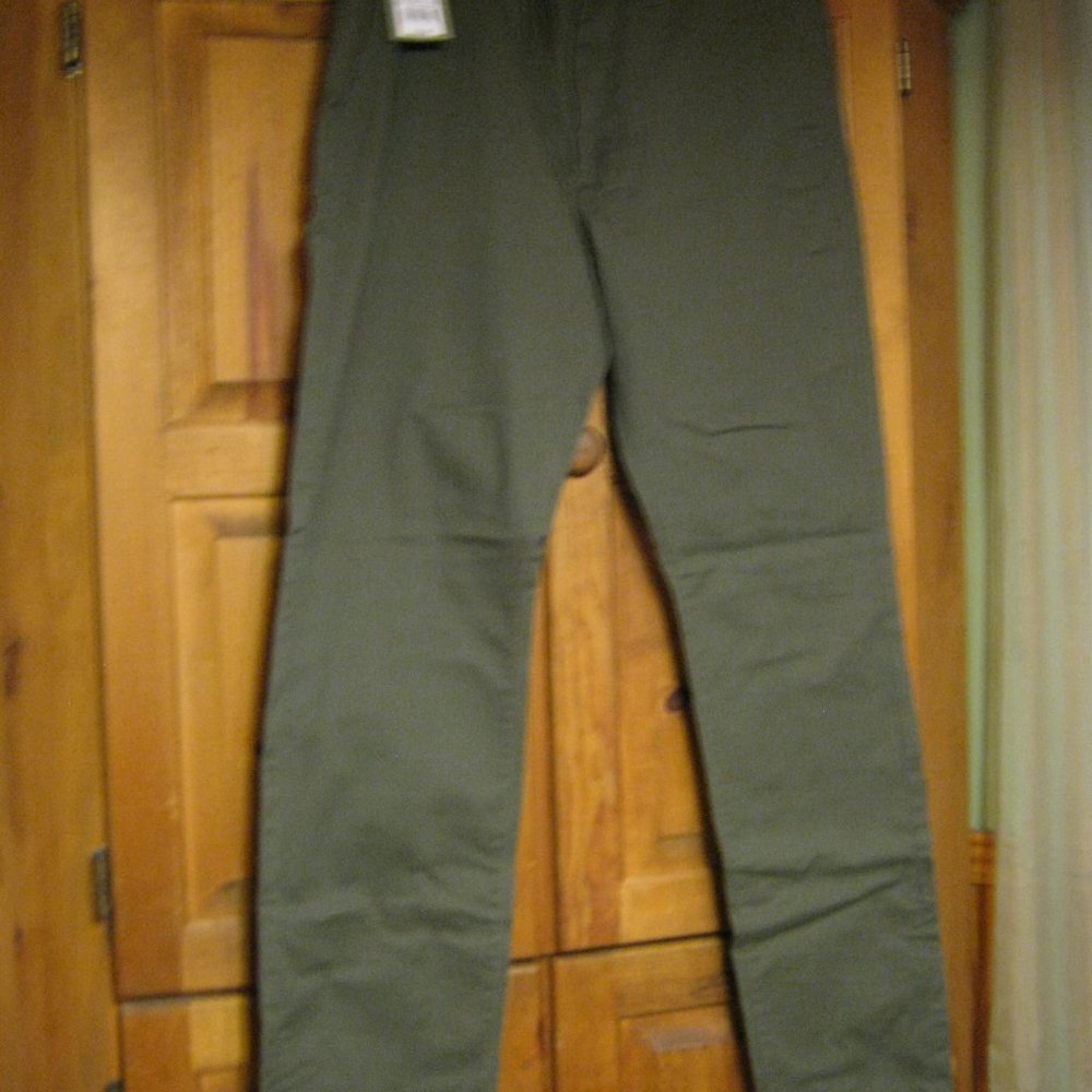 Paris Green NWTGOODFELLOW Hennepin Chino Men's Slim Chino Pants Size 32x32